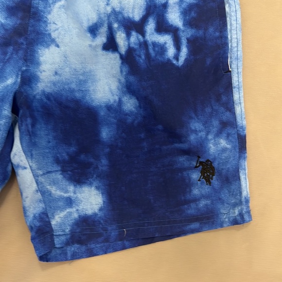 U.S. Polo Assn. Men's Tie Dye Swim Shorts - Picture 3 of 6